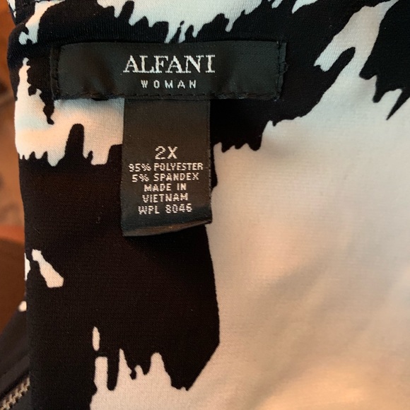 Alfani Woman Top - Picture 2 of 4